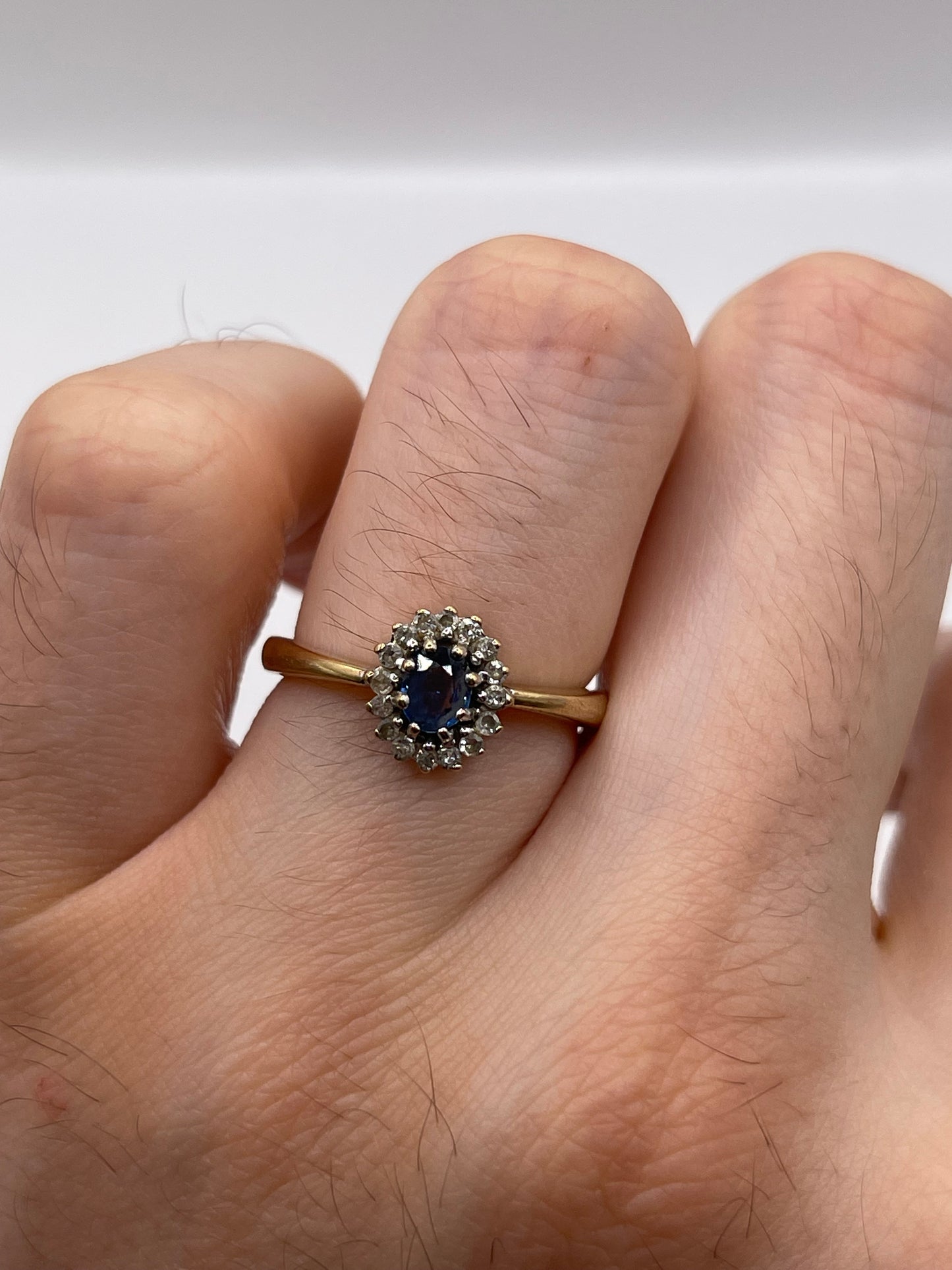 9ct gold sapphire and diamond ring
