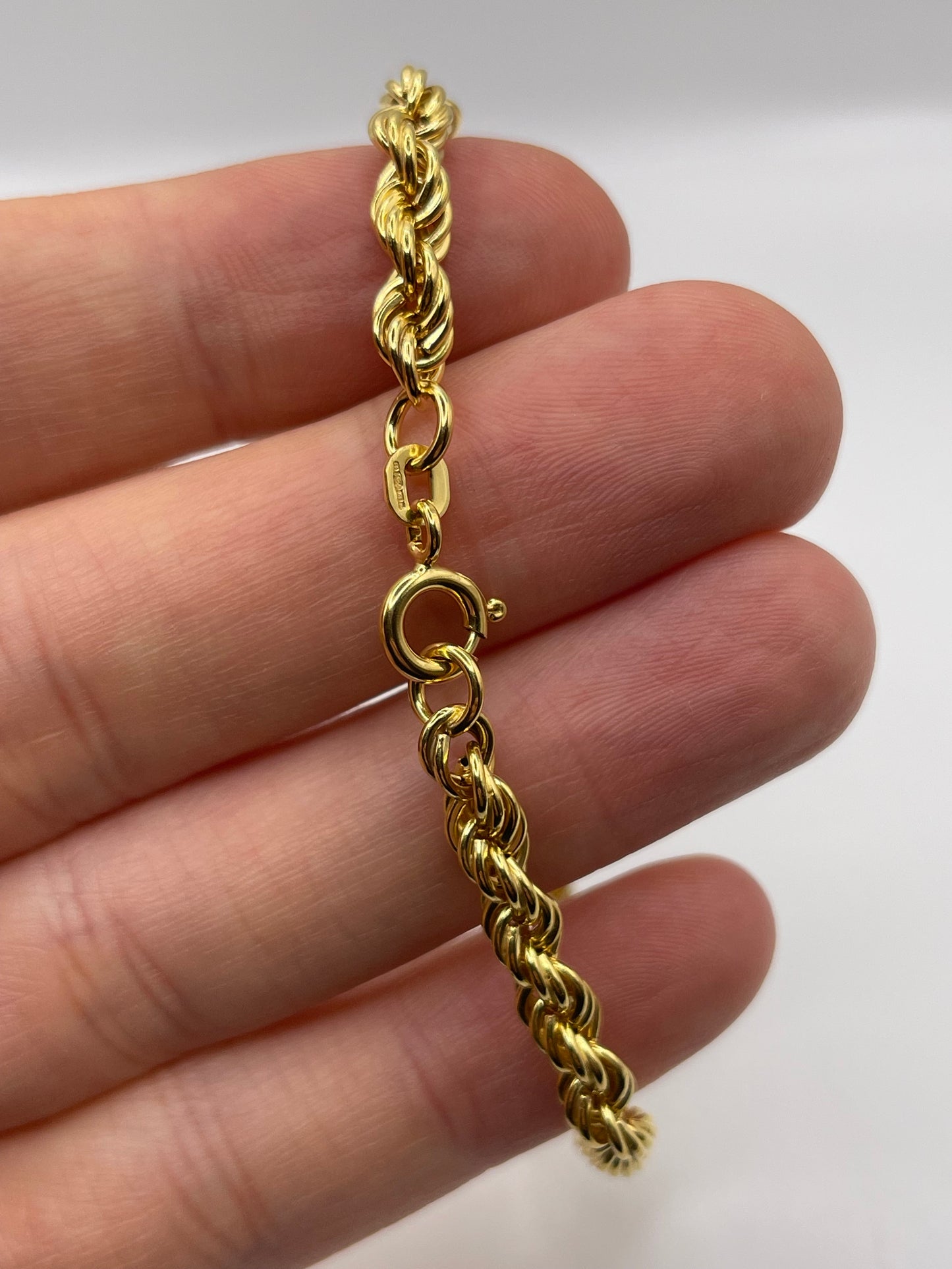 9ct gold bracelet