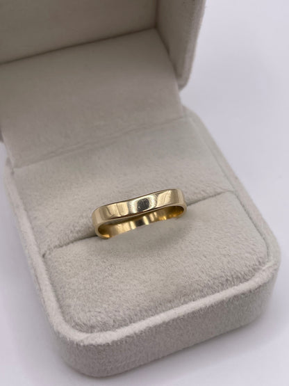 9ct gold band