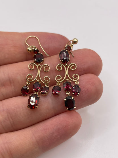 9ct gold garnet earrings
