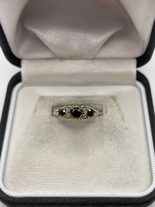9ct gold sapphire and diamond ring