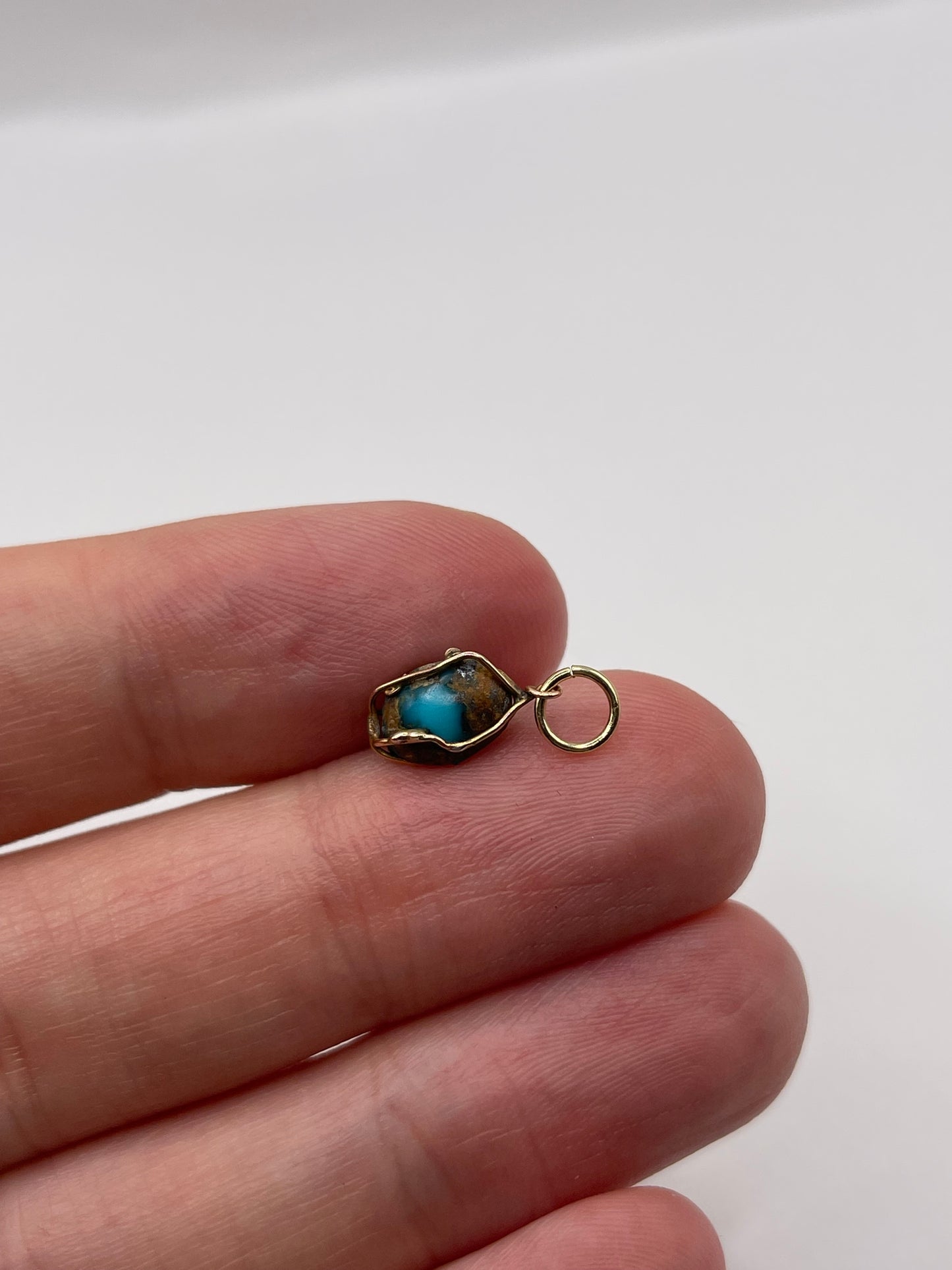 Antique 9ct gold turquoise pendant