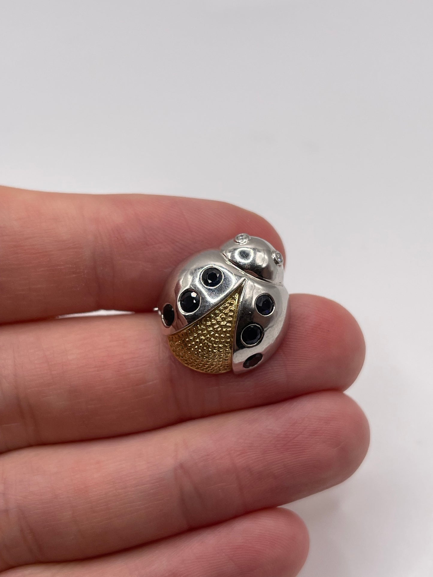 14ct two tone gold sapphire and diamond ladybug brooch / pendant