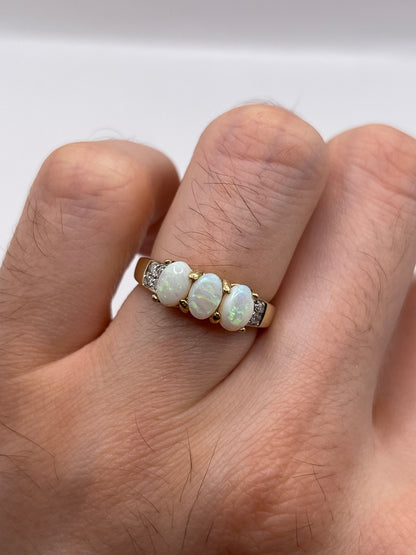9ct gold opal and diamond ring