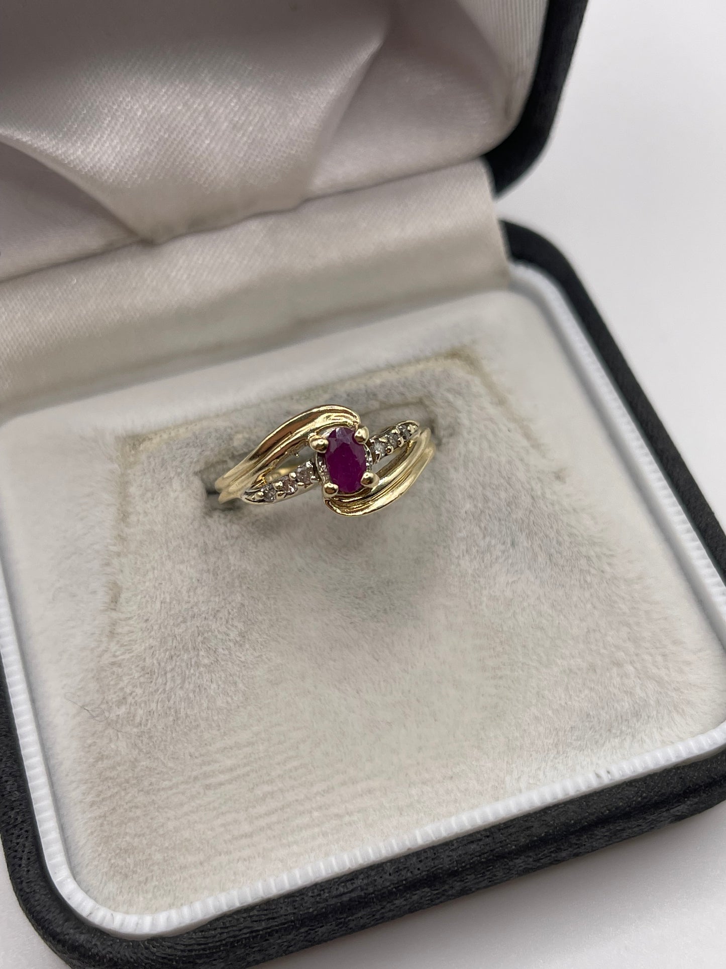 9ct gold ruby and diamond ring