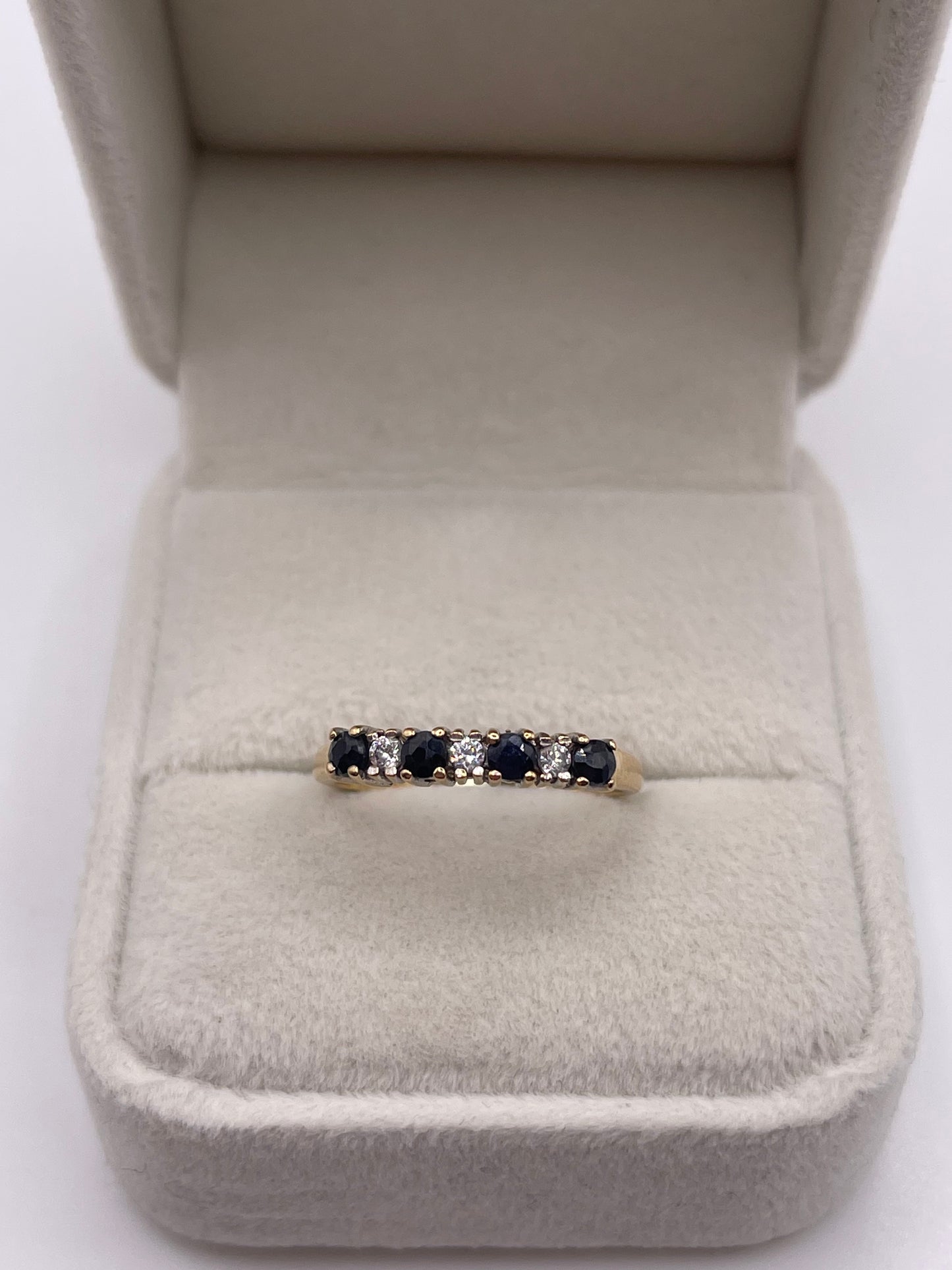 9ct gold sapphire and cz ring