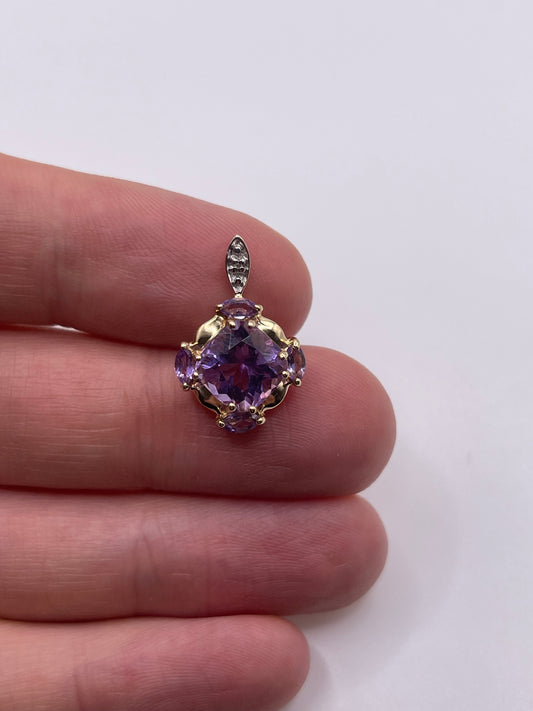 9ct gold amethyst and diamond pendant