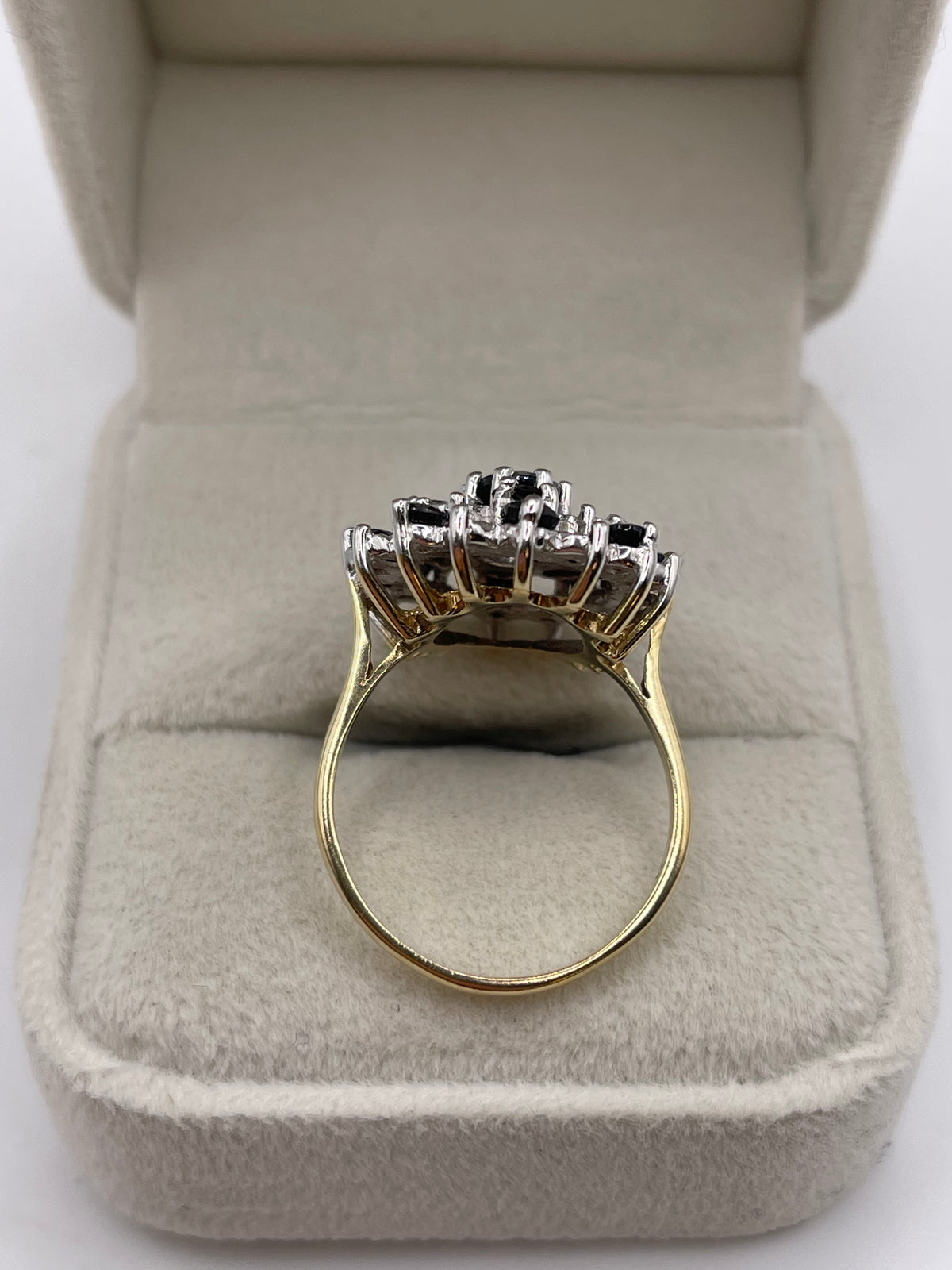9ct gold sapphire and diamond ring