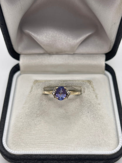 9ct gold tanzanite and zircon ring