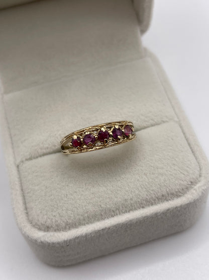 9ct gold ruby ring