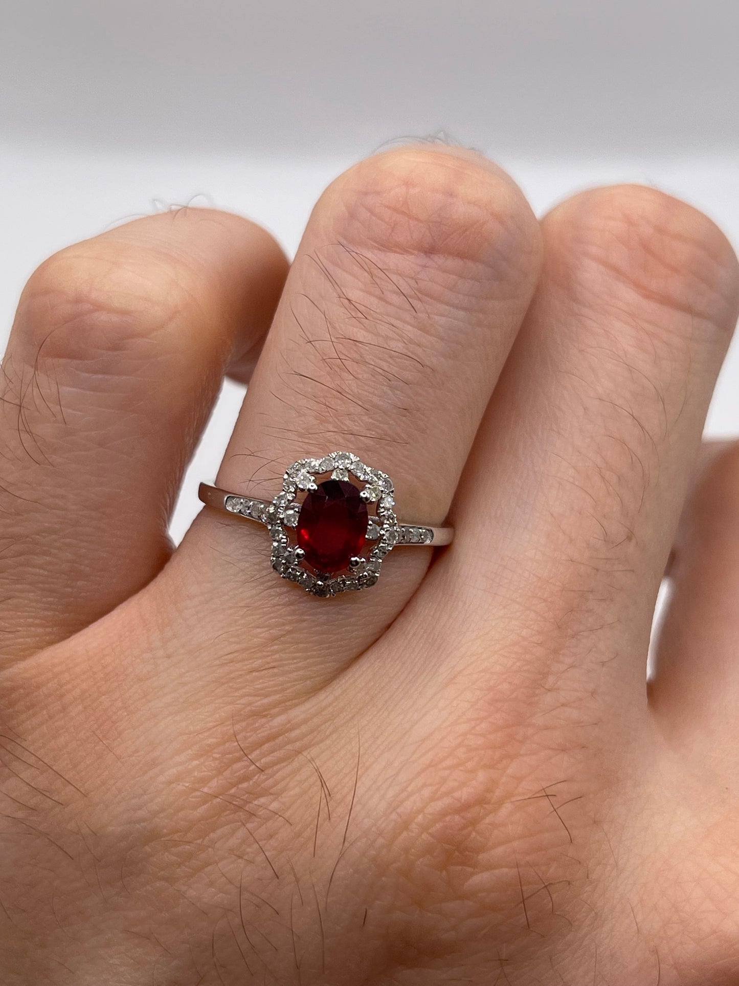 9ct white gold ruby and diamond ring