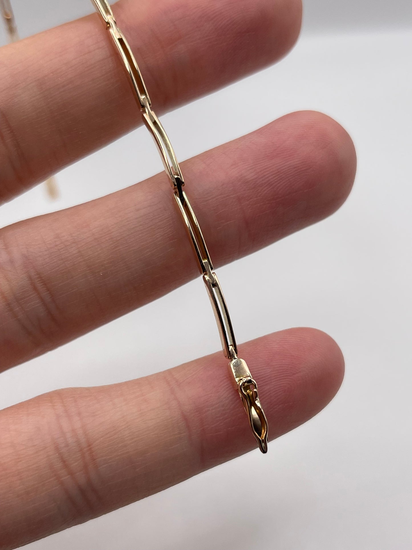 Antique 9ct rose gold jade bracelet