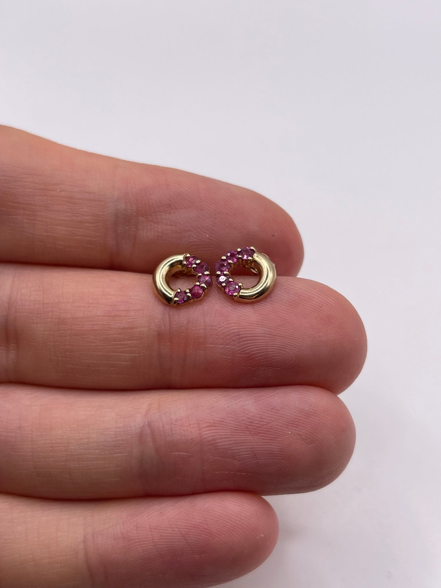 9ct gold ruby earrings