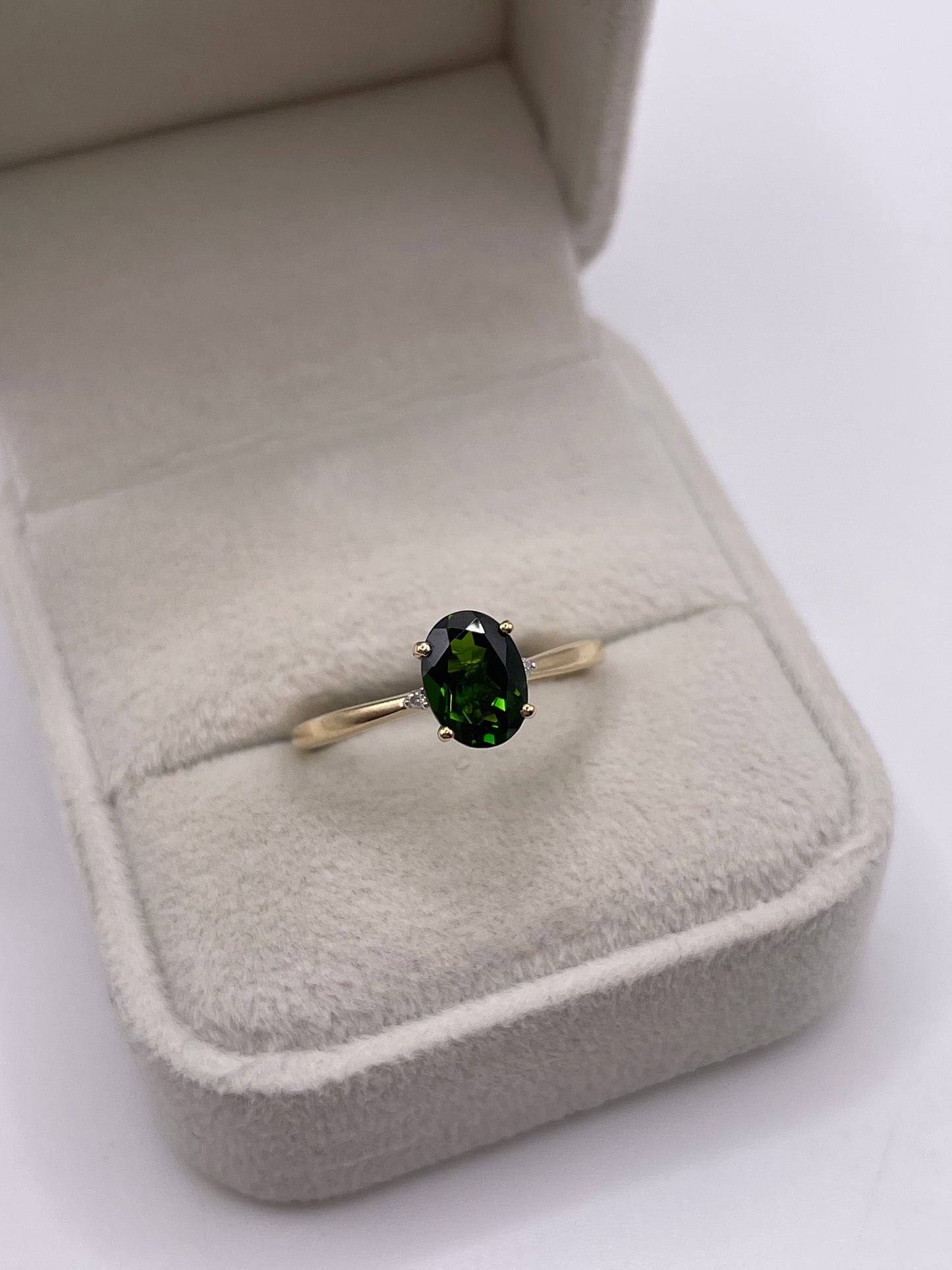 9ct gold tourmaline and diamond ring