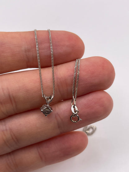 18ct white gold 25 point diamond necklace