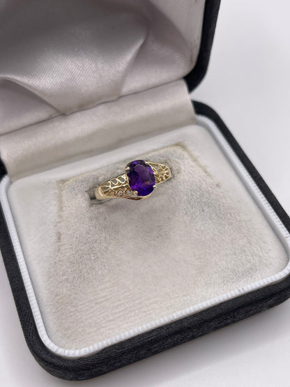 9ct gold amethyst ring