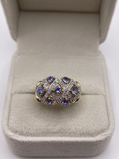 9ct gold tanzanite and diamond ring