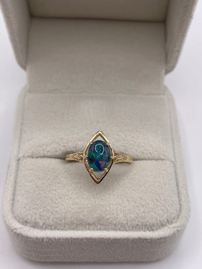 9ct gold opal triplet ring