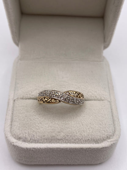 9ct gold diamond cluster ring