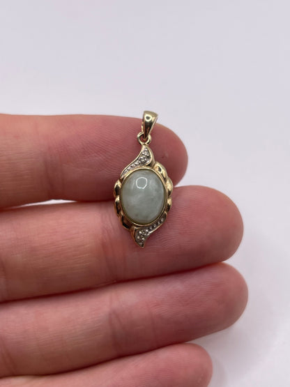 9ct gold jade and diamond pendant