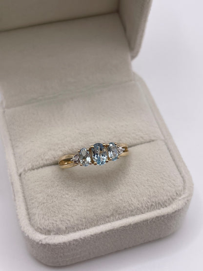 9ct gold topaz and diamond ring