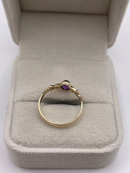 9ct gold cabochon amethyst ring