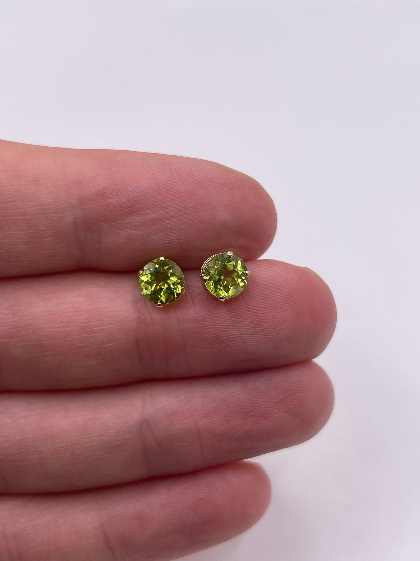 9ct gold peridot earrings