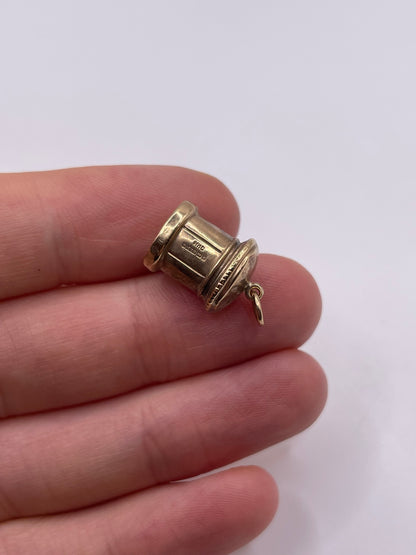 9ct gold postbox charm