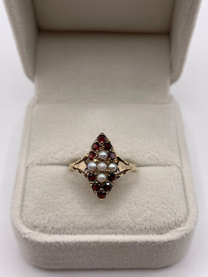 9ct gold pearl and garnet navette ring