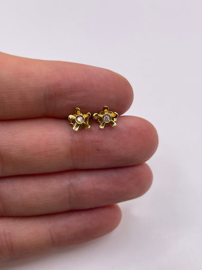 18ct gold diamond earrings