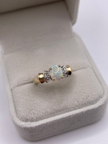 9ct gold opal and diamond ring