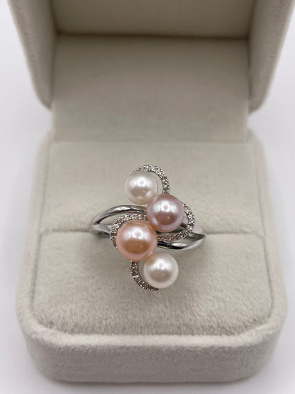 9ct white gold pearl and diamond ring