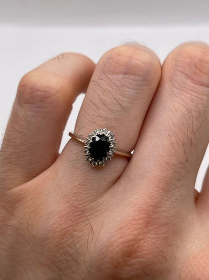 18ct white gold sapphire and diamond ring