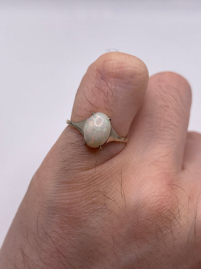 9ct gold opal ring