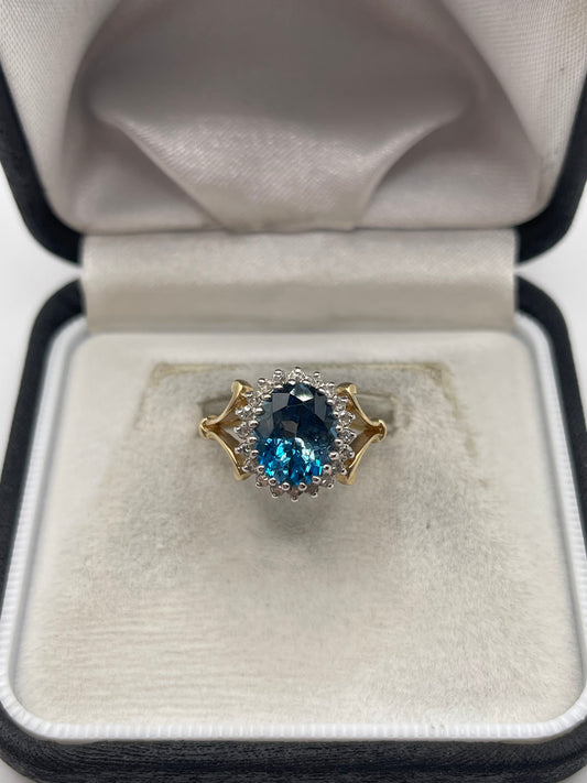 9ct gold topaz and diamond ring