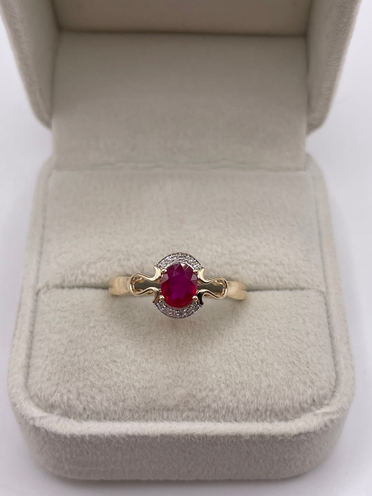 9ct gold ruby and diamond ring