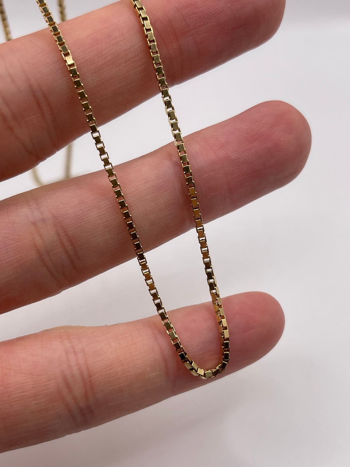 9ct gold chain 214