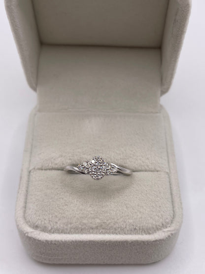 9ct white gold diamond cluster ring