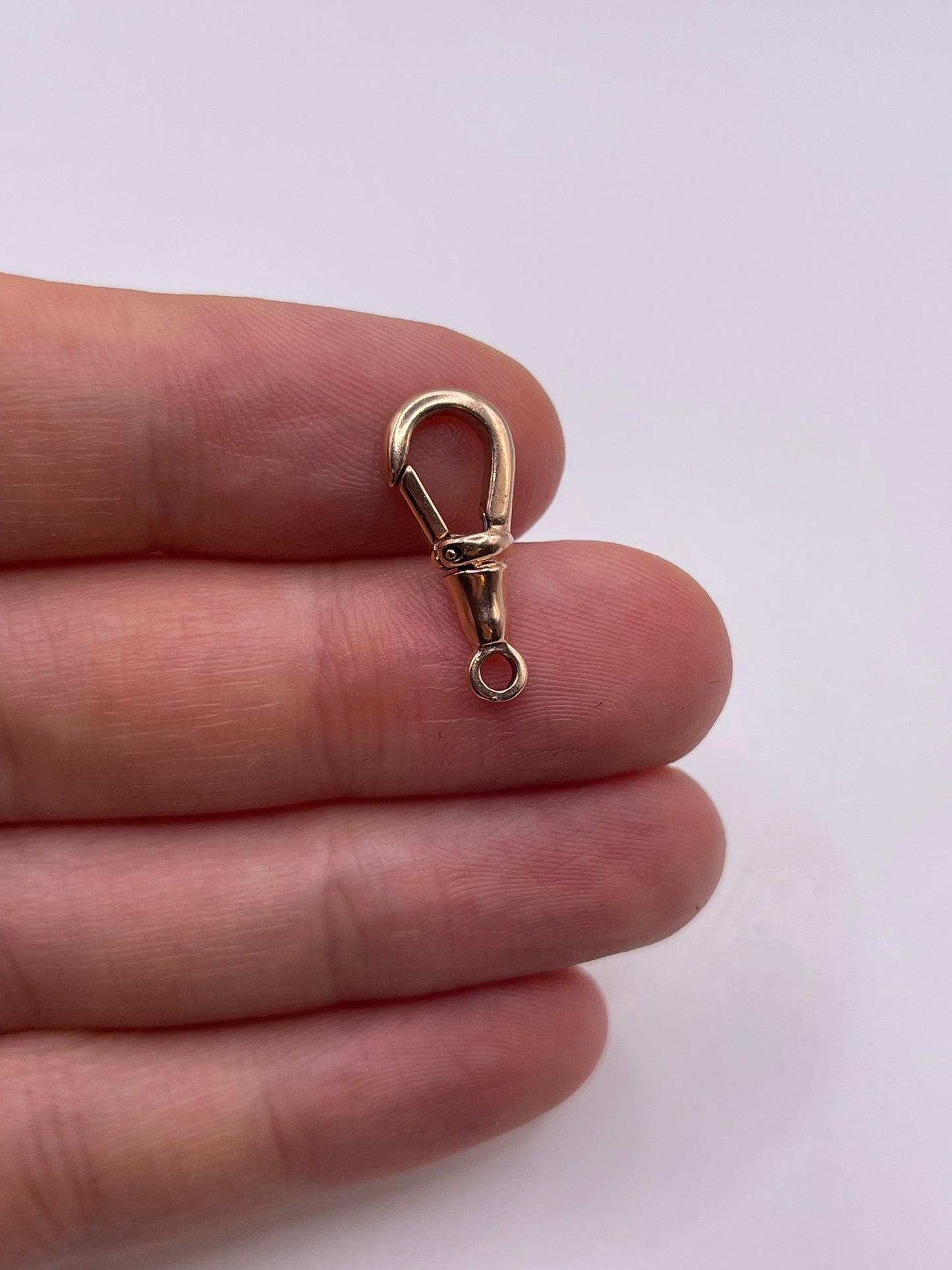 9ct rose gold dog clip 10