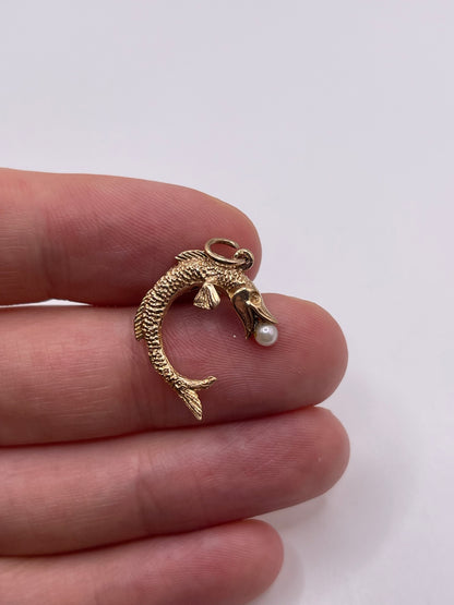 9ct gold pearl fish charm