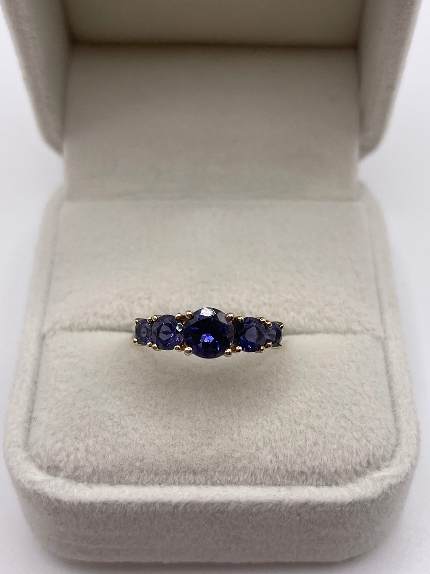 9ct gold iolite ring