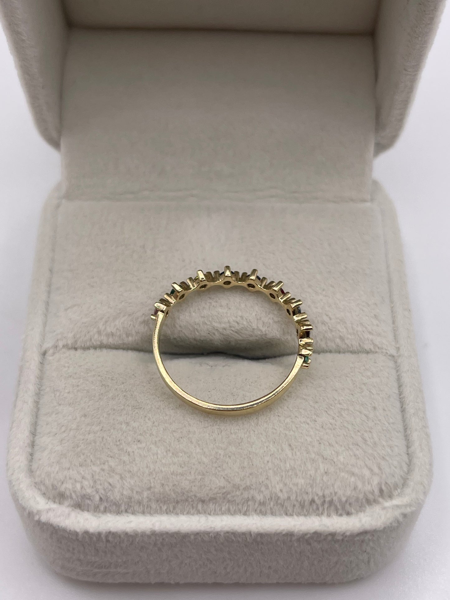 9ct gold cz ring