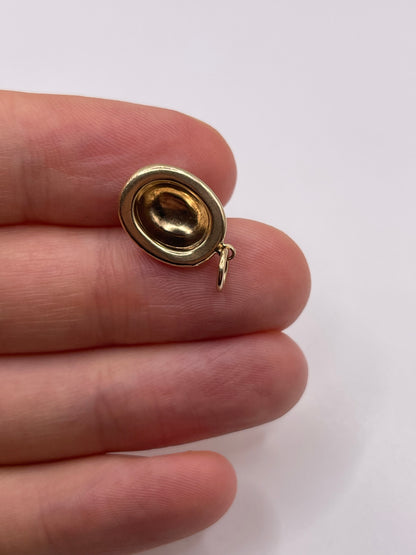 9ct gold hat charm