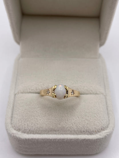 9ct gold opal and diamond ring