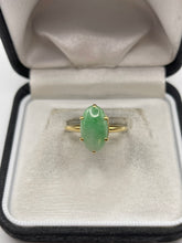Load image into Gallery viewer, 18ct gold jade ring
