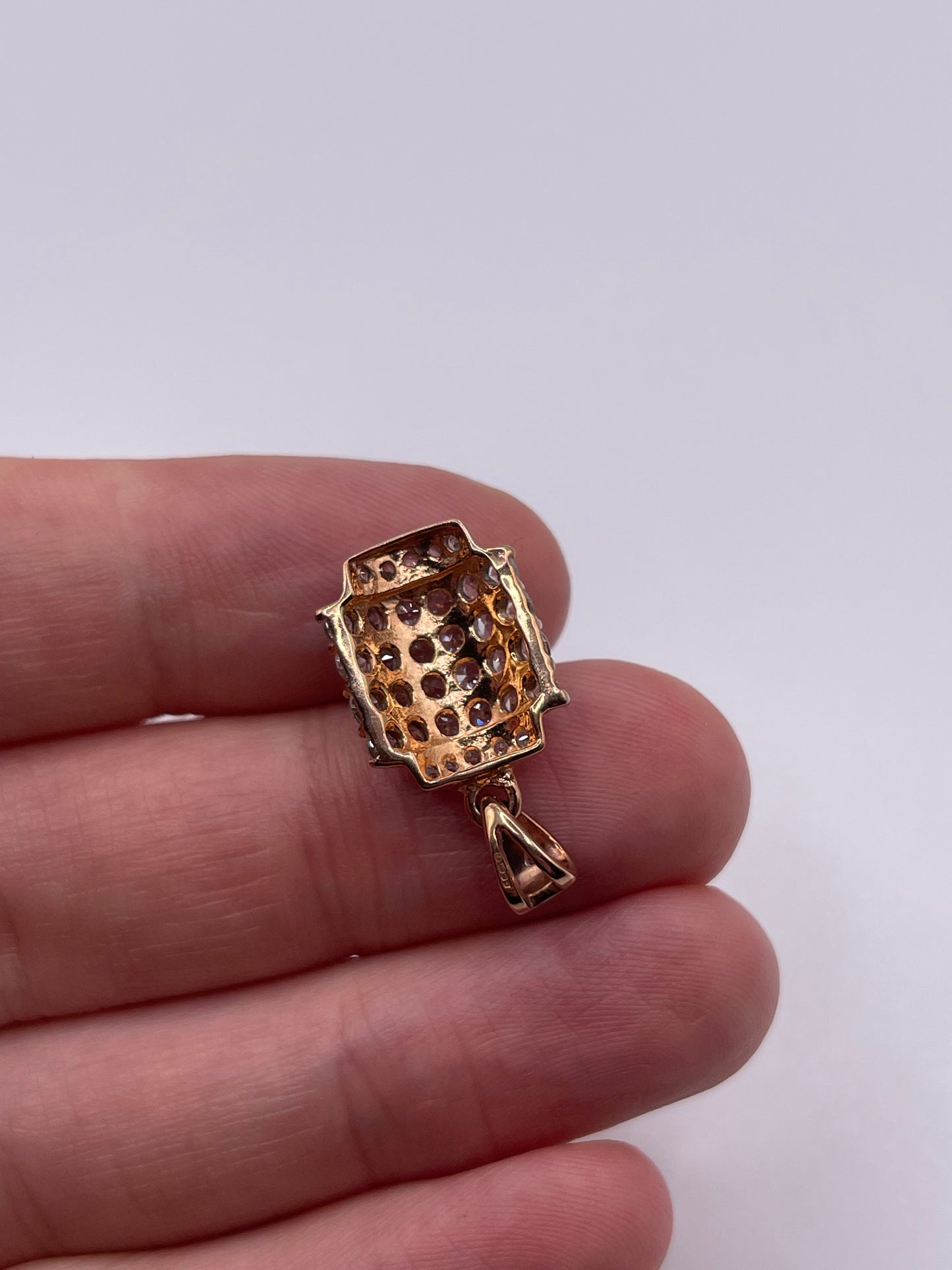 9ct rose gold white topaz pendant