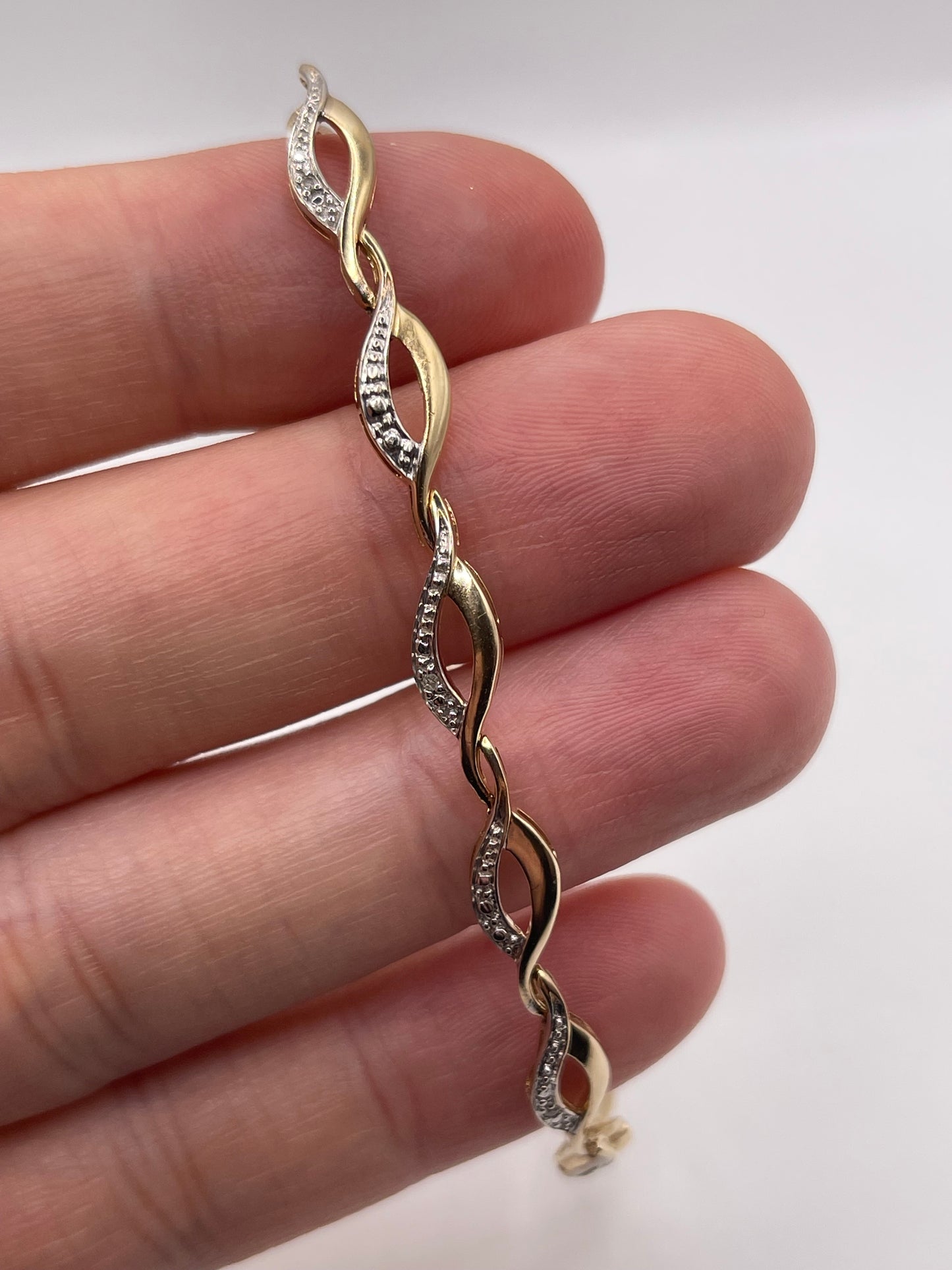 9ct gold diamond bracelet