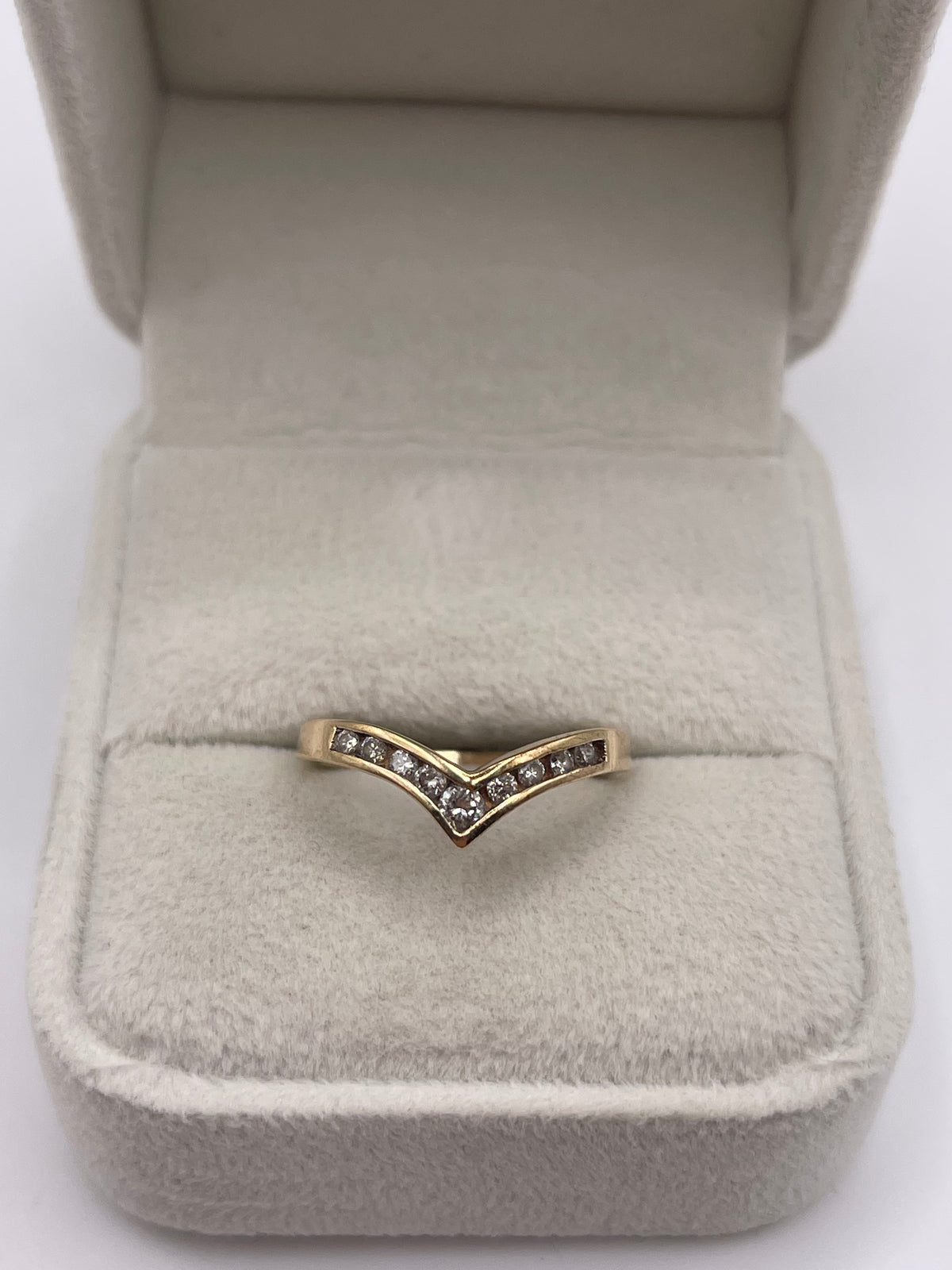 9ct gold diamond wishbone ring