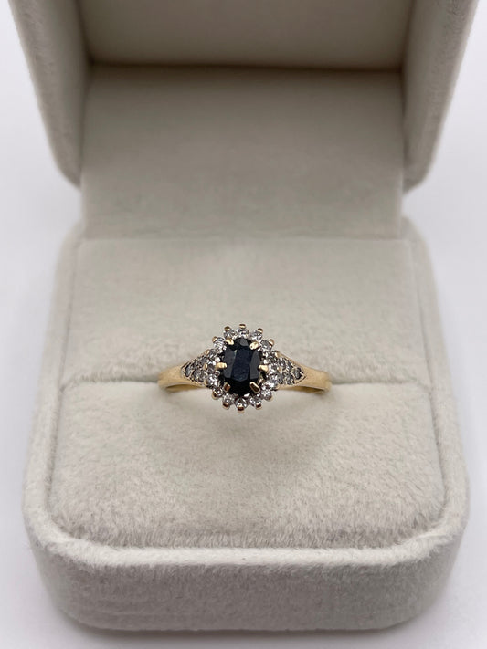 9ct gold sapphire and diamond ring