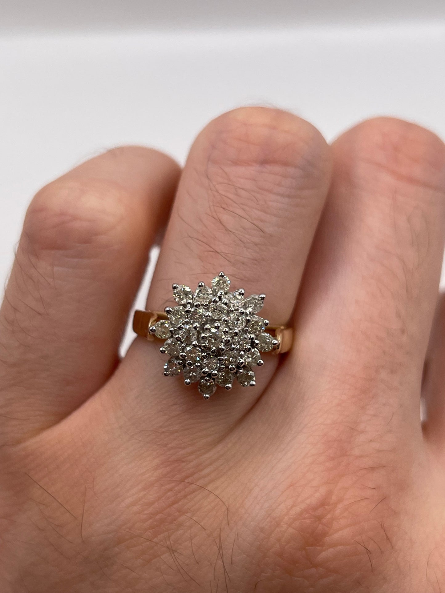 9ct gold 1ct diamond cluster ring
